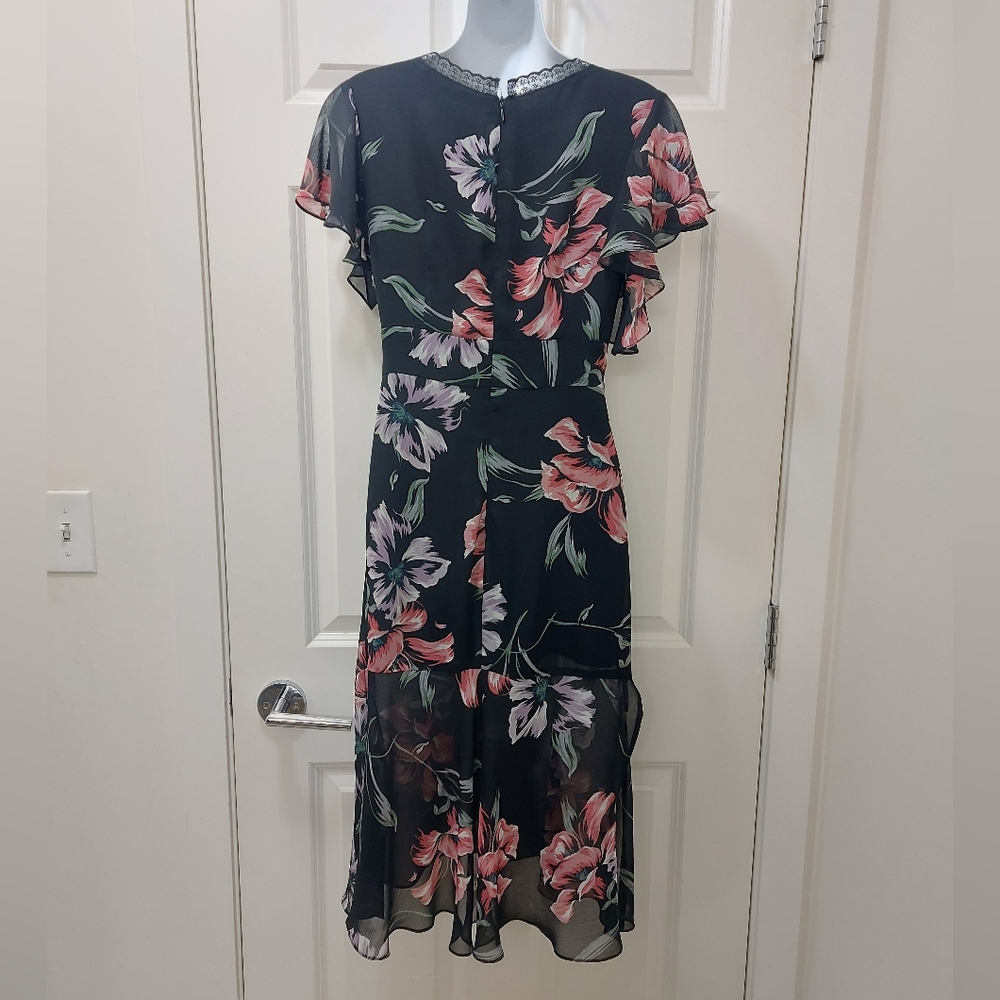 Floral Dress - Picture 2 of 5